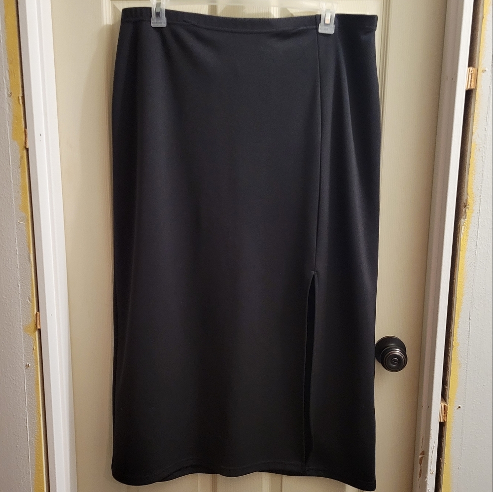 Joe Benbasset - Slit Skirt